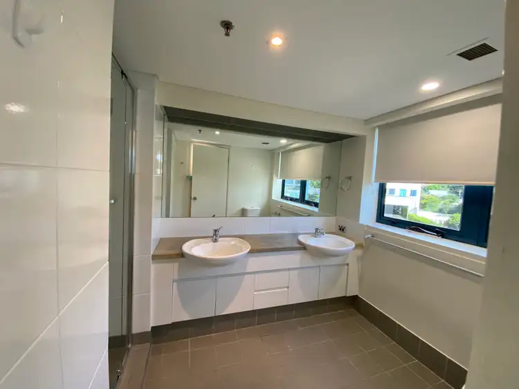 Fifth view of Homely apartment listing, 66/42 Ferry Street, Kangaroo Point QLD 4169