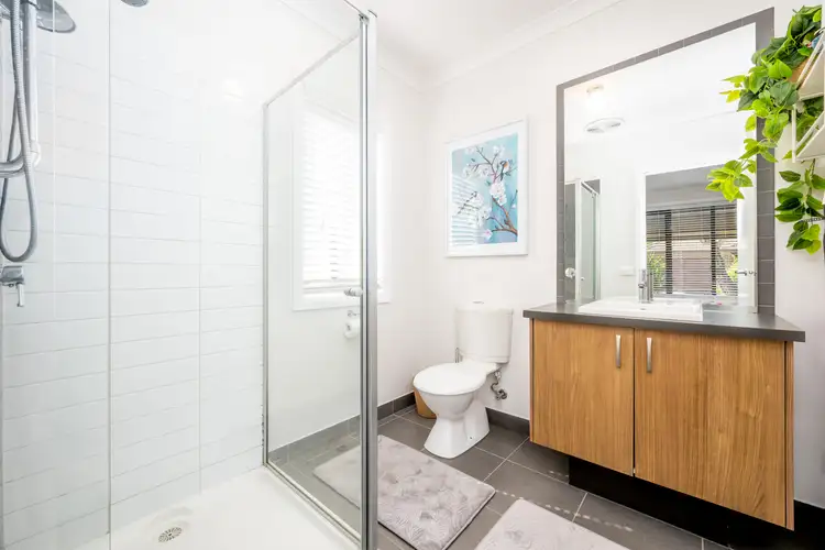Fourth view of Homely house listing, 21 Greybox Way, Kialla VIC 3631