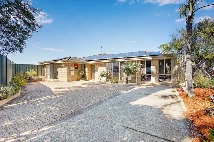 7 PINE GARDENS, Ballajura WA 6066