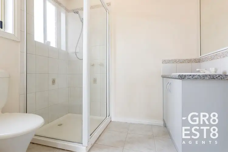 Fifth view of Homely house listing, 5 MINGAY PLACE, Cranbourne West VIC 3977