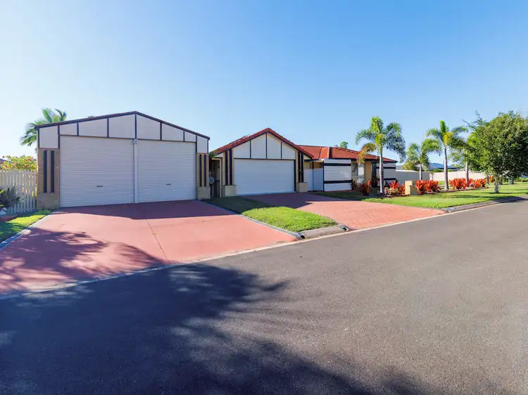 12 LADY NELSON DR, Eli Waters QLD 4655