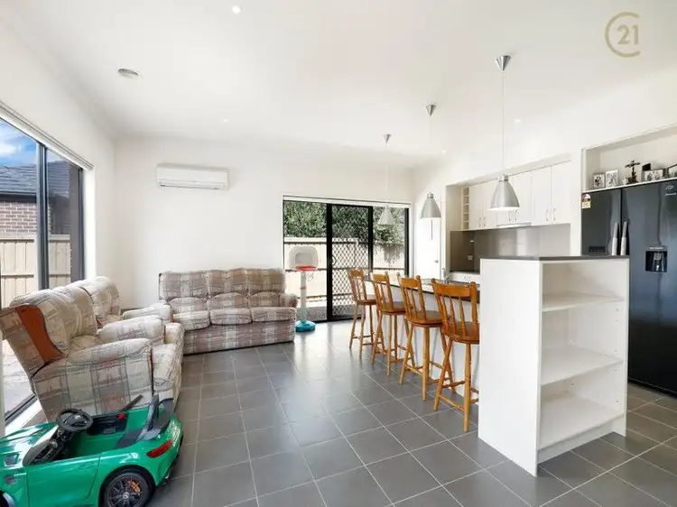 Fourth view of Homely house listing, 8 GEORGETOWN WAY, Officer VIC 3809
