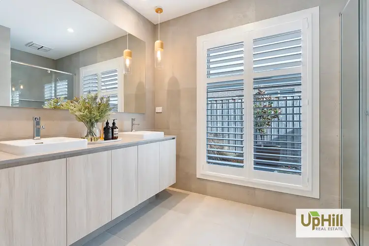 Fifth view of Homely house listing, 42 Huey Circuit, Cranbourne VIC 3977