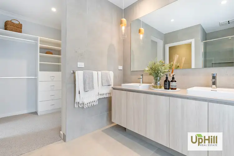 Sixth view of Homely house listing, 42 Huey Circuit, Cranbourne VIC 3977