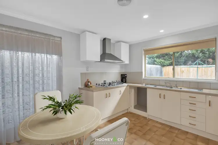 Third view of Homely unit listing, 2/7 Rosalie Avenue, Cranbourne VIC 3977