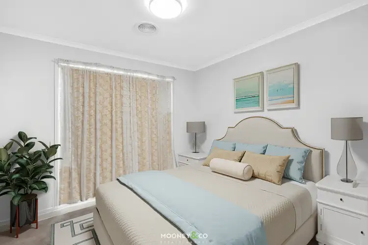 Fifth view of Homely unit listing, 2/7 Rosalie Avenue, Cranbourne VIC 3977