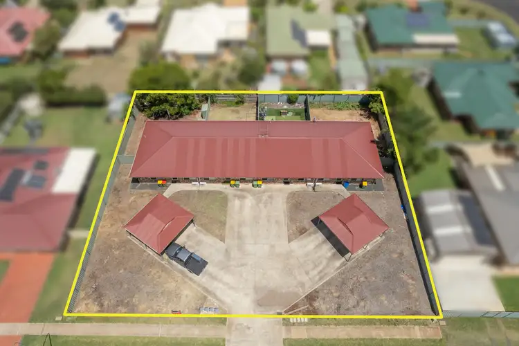 2/3 Berghofer Drive, Oakey QLD 4401