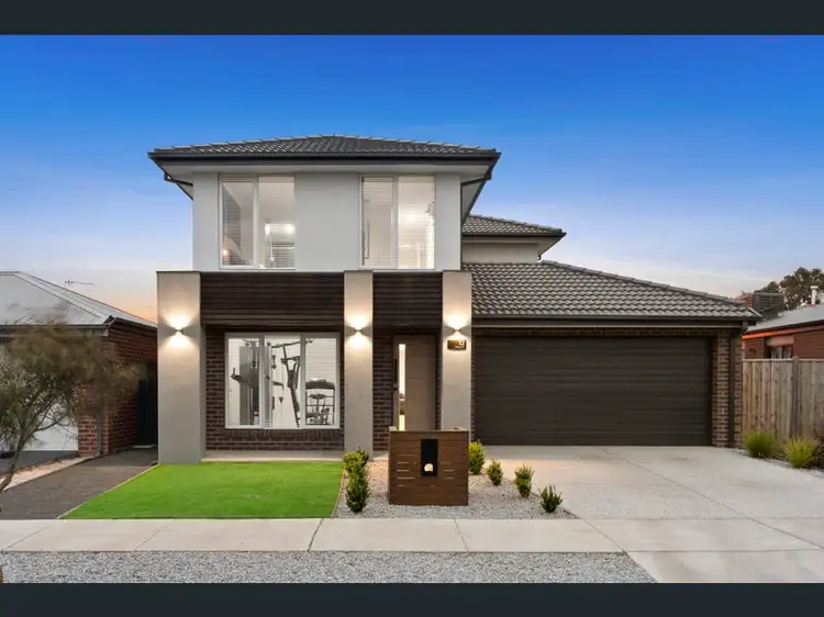 12 Albany Way, Charlemont VIC 3217