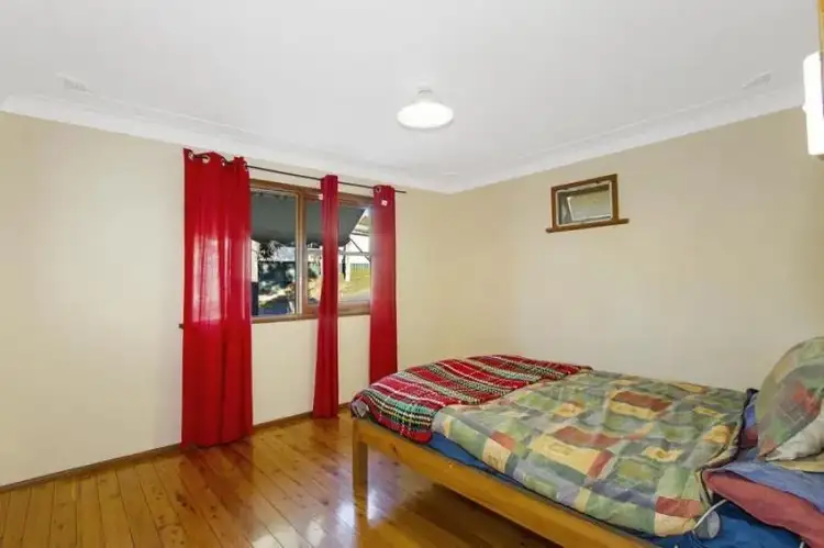 Fourth view of Homely house listing, 1 Priestley Parade, Point Clare NSW 2250