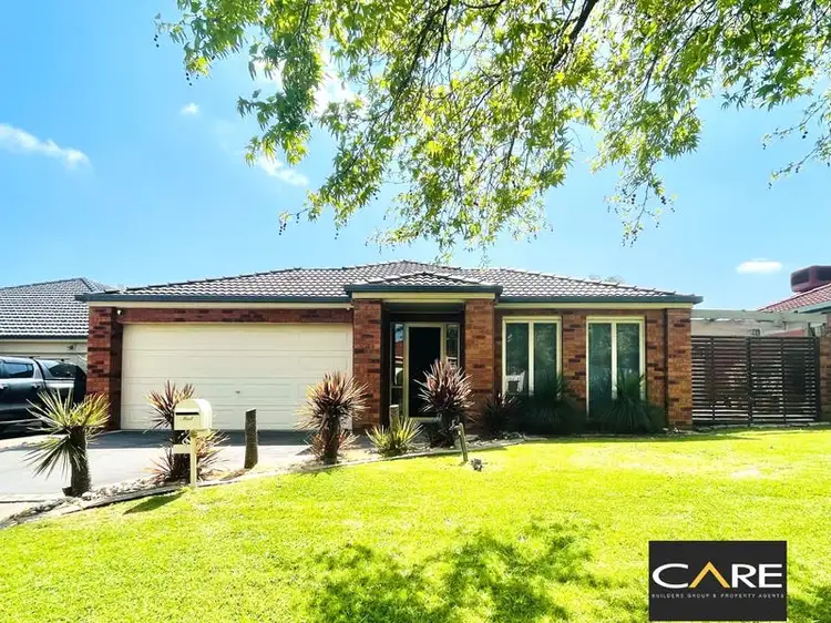 12 Cromwell Lane, Cranbourne East VIC 3977