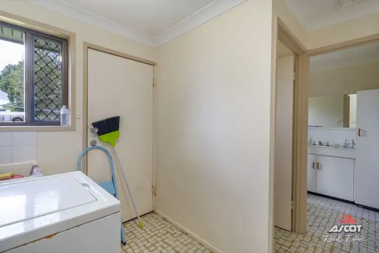 Fifth view of Homely semi-detached listing, 2B Kensington St, Norville QLD 4670