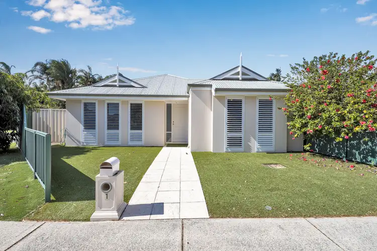 1 JAMES GILMOUR WAY, Darch WA 6065