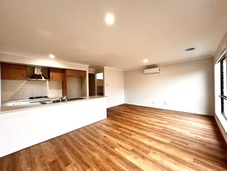 Fifth view of Homely house listing, 40 Imatra Loop, Tarneit VIC 3029