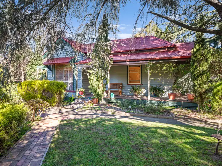 84 Kirkland Avenue, Euroa VIC 3666