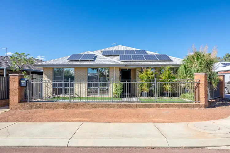 4 Fintown Entrance, Hilbert WA 6112