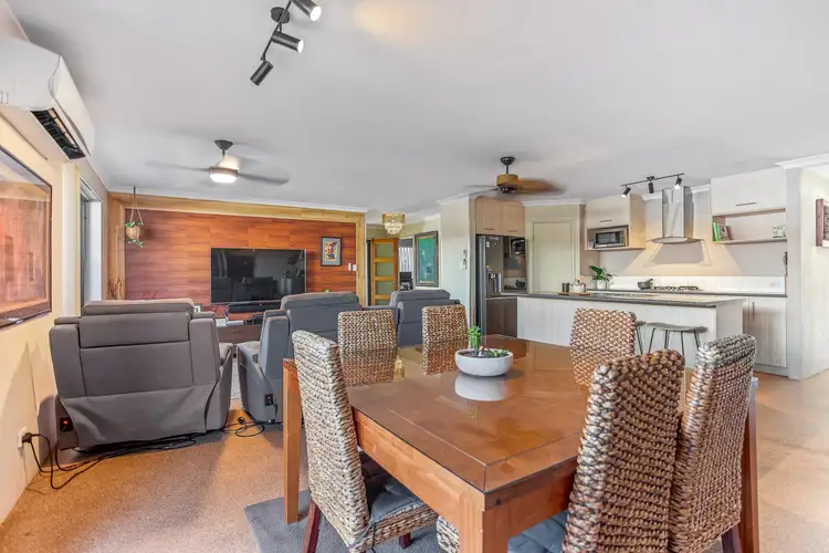 Fifth view of Homely house listing, 4 Fintown Entrance, Hilbert WA 6112