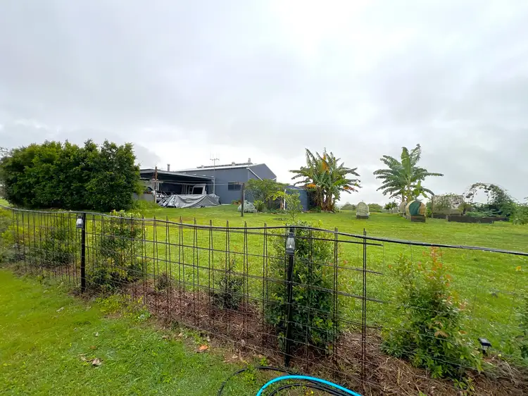 619 Towns Creek Road, Mount Perry QLD 4671