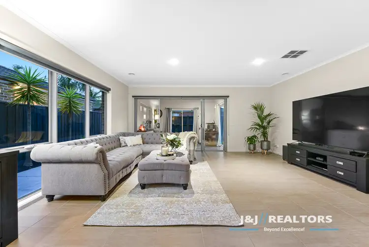 Fourth view of Homely house listing, 38 Charlbury Crescent, Cranbourne North VIC 3977