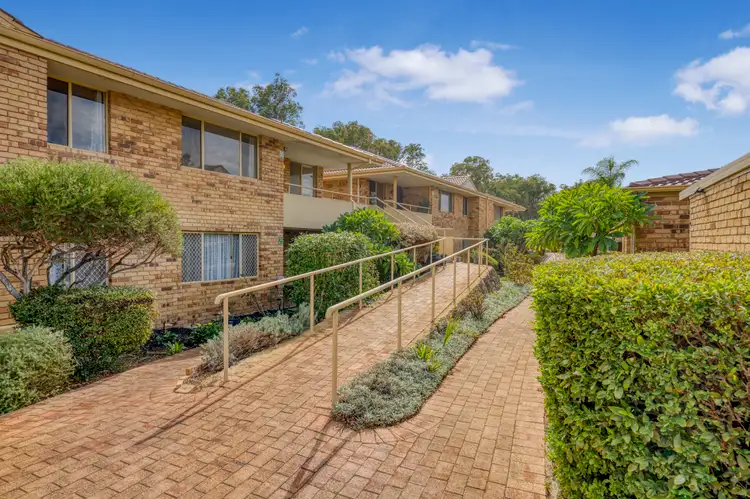 36/24 Southdown Place, Thornlie WA 6108