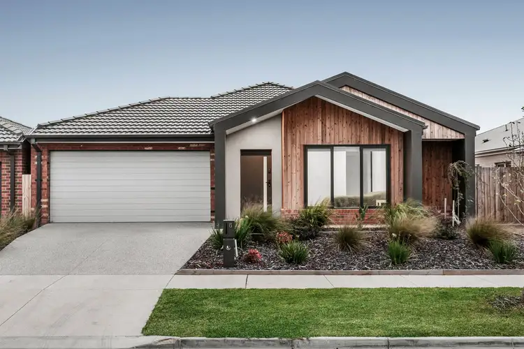 13 Sevenhill Drive, Mount Duneed VIC 3217