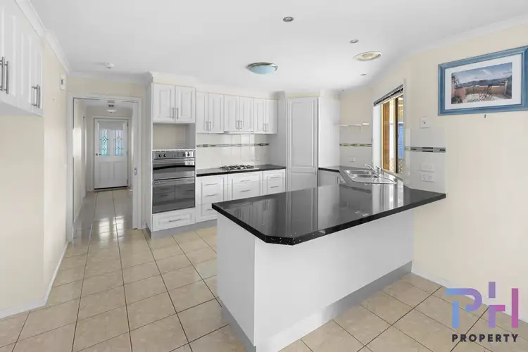 Second view of Homely house listing, 7 Elizabeth Street, Kangaroo Flat VIC 3555