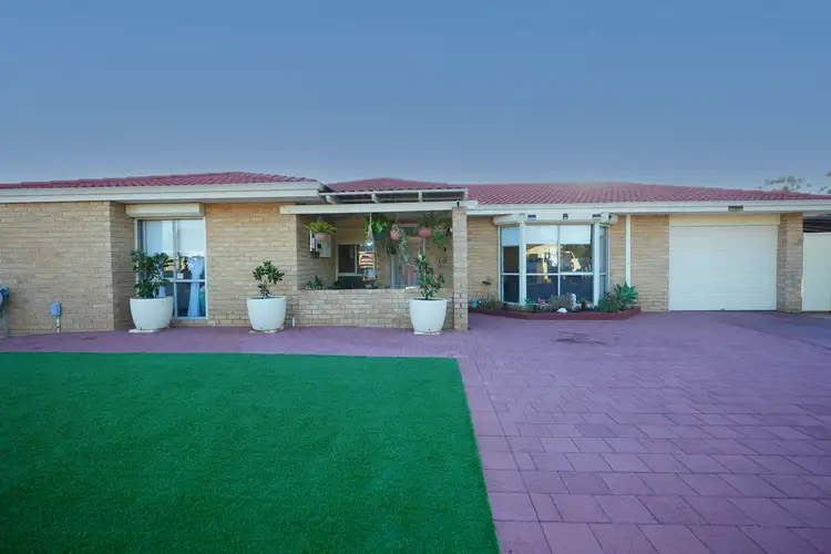 5 Sparrow Close, Ballajura WA 6066