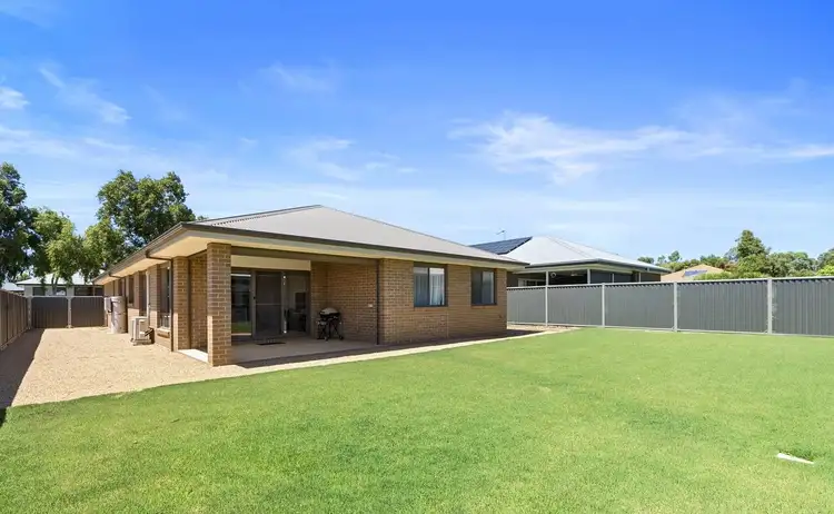 Second view of Homely house listing, 5 Coco Crescent, Yarrawonga VIC 3730