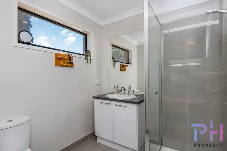 Sixth view of Homely house listing, 21 Imperial Court, California Gully VIC 3556