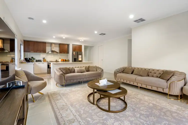 4 Pesaro Street, Clyde VIC 3978