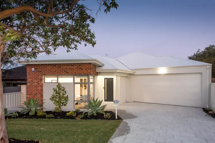 256A Woodside Street, Doubleview WA 6018