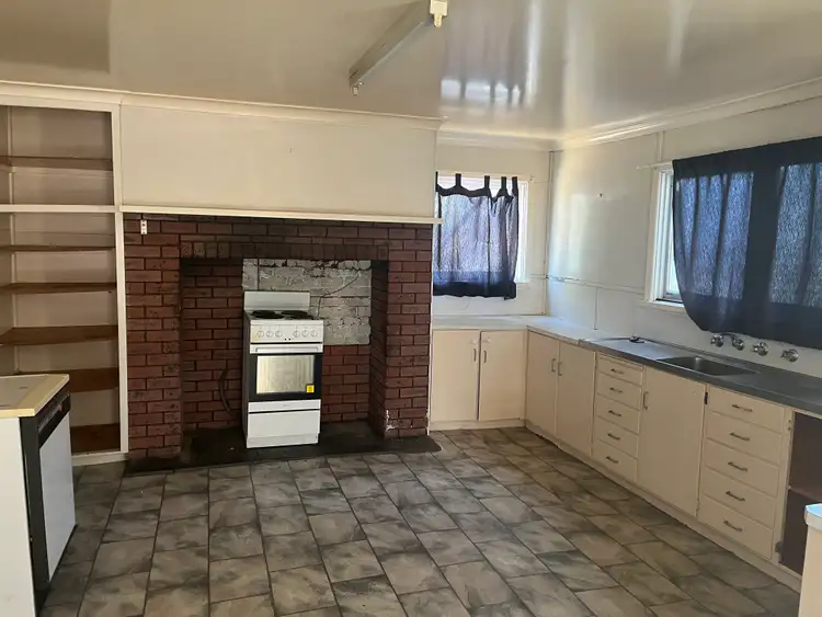Fourth view of Homely house listing, 2 Livingstone Street, Warracknabeal VIC 3393