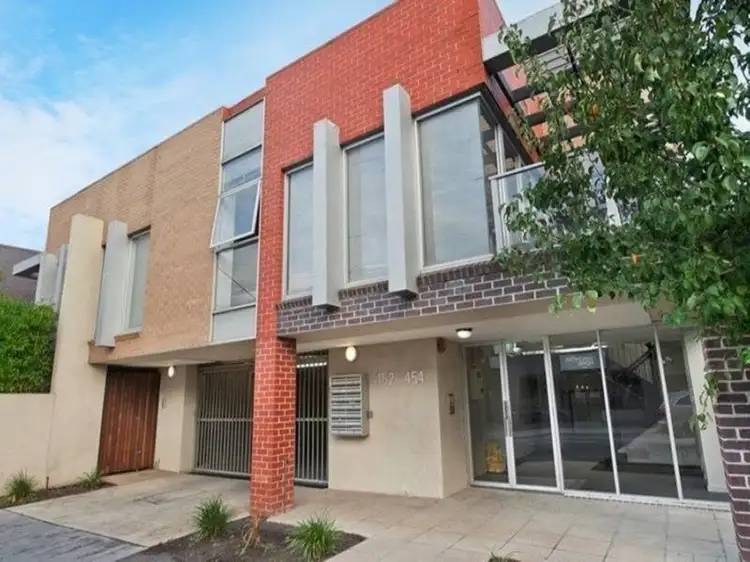 Main view of Homely unit listing, 4/454 Burwood Road, Hawthorn VIC 3122