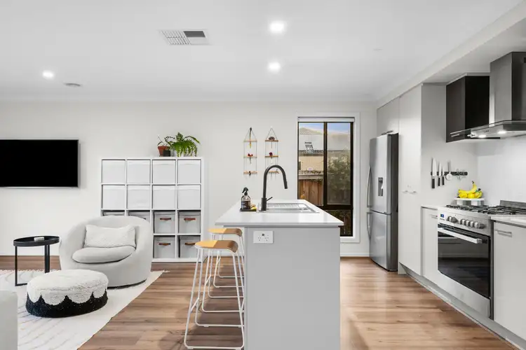 15 Gravity Drive, Mount Duneed VIC 3217