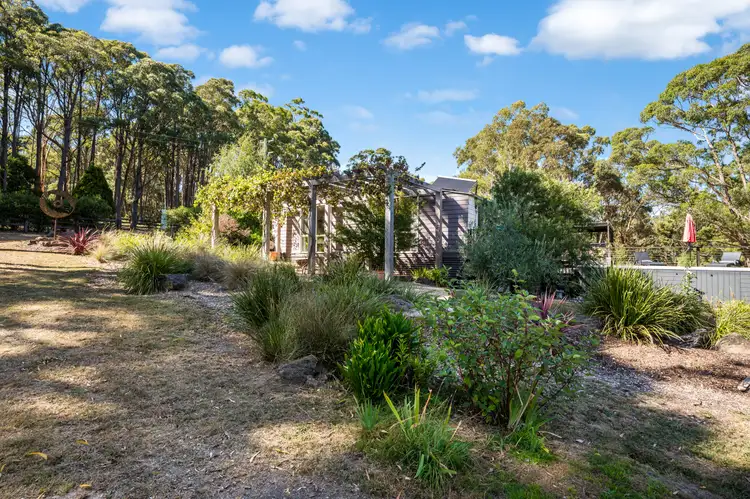 95 Strathclyde Crescent, Woodend VIC 3442