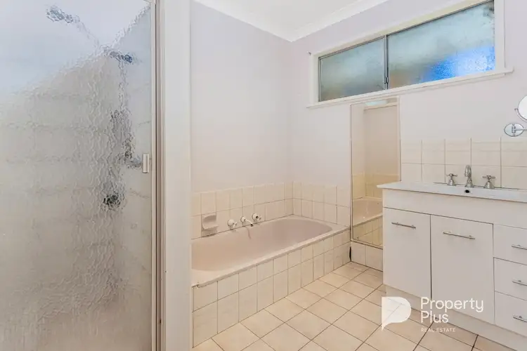 Sixth view of Homely house listing, 8 Tresise Street, Serpentine VIC 3517