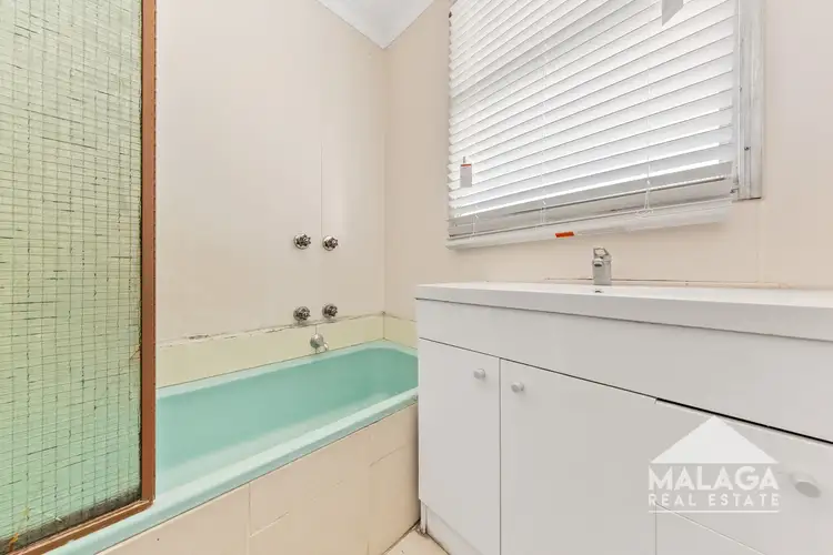 Sixth view of Homely house listing, 7 Centre Avenue, Werribee VIC 3030