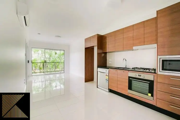 4/63 Sisley Street, St Lucia QLD 4067