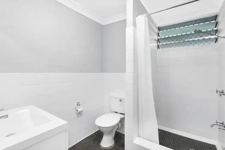 Fourth view of Homely unit listing, 5/248 Sheridan Street, Cairns North QLD 4870