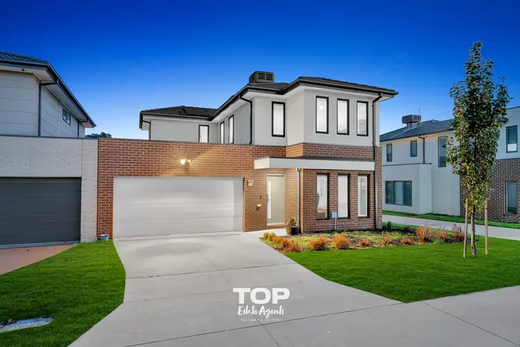 Second view of Homely house listing, 8 Manzanilla Way, Lynbrook VIC 3975