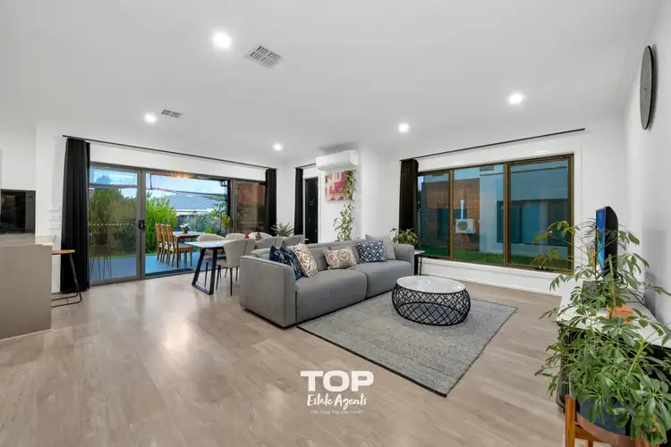 Third view of Homely house listing, 8 Manzanilla Way, Lynbrook VIC 3975