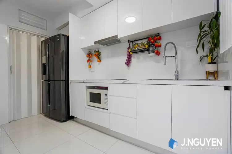 Sixth view of Homely townhouse listing, 5/112-114 Wattle Avenue, Carramar NSW 2163