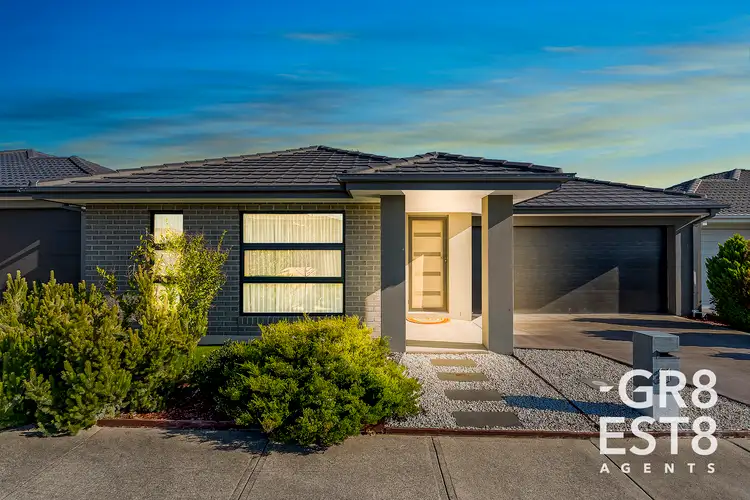 31 Ballymarang Chase, Cranbourne West VIC 3977