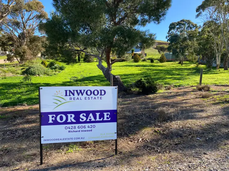 2 Church Crescent, Palmer SA 5237