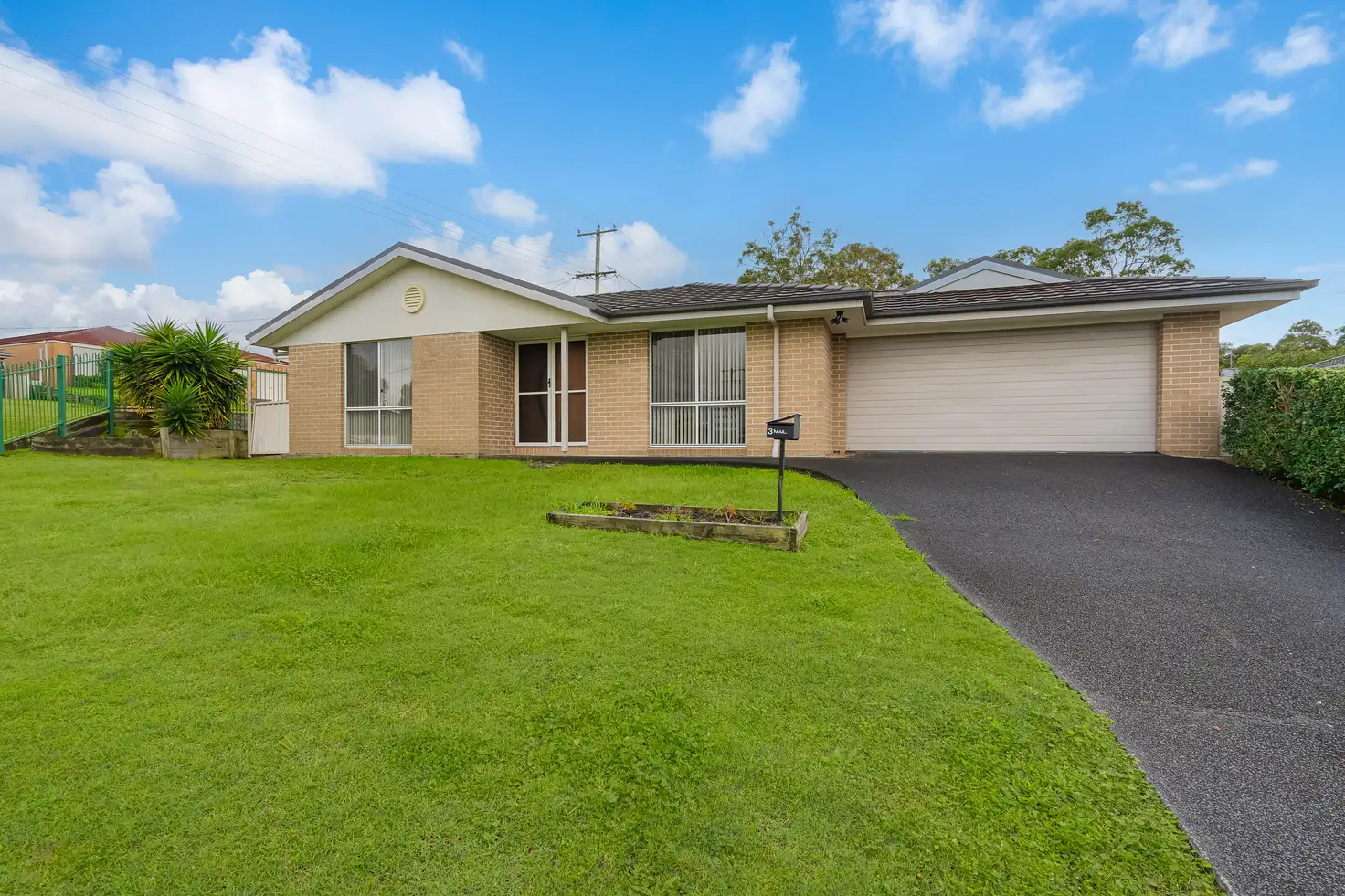 Main view of Homely house listing, 3 Yarran Close, Cameron Park NSW 2285