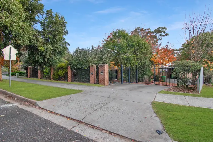 14 Bottlebrush Street
