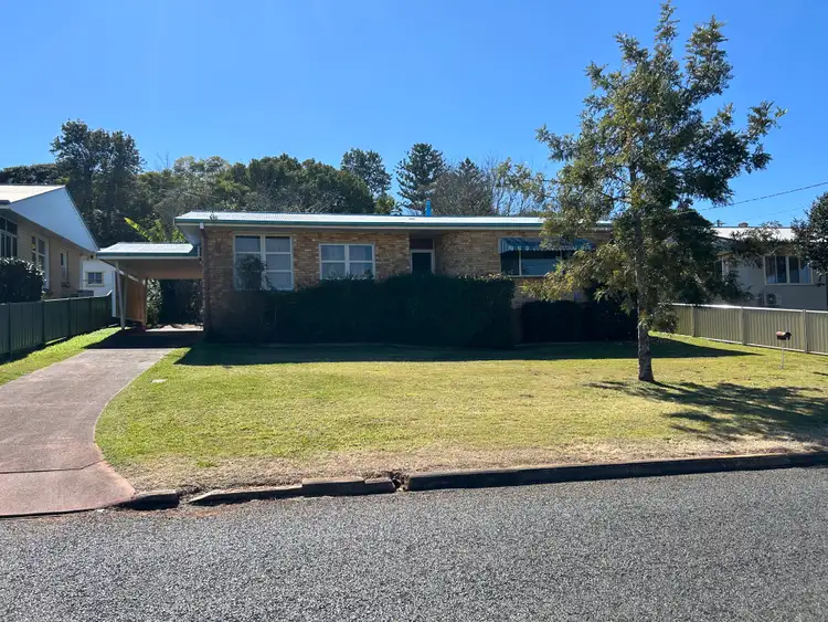6 Carroll Street, Kingaroy QLD 4610