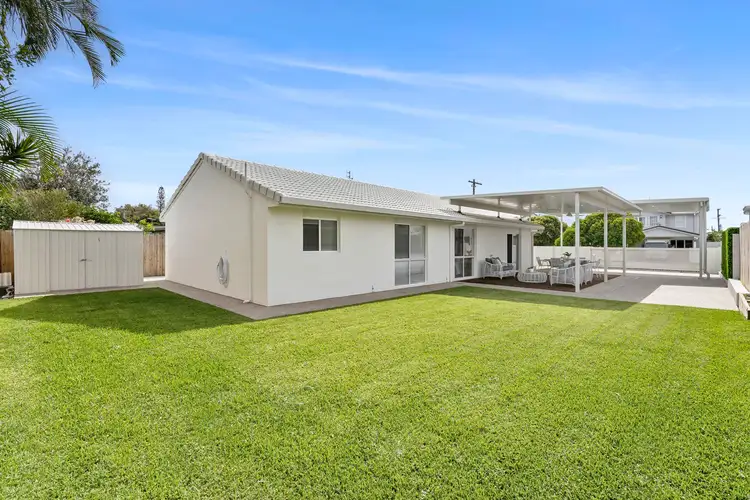 90 Lapoinya Crescent, Warana QLD 4575