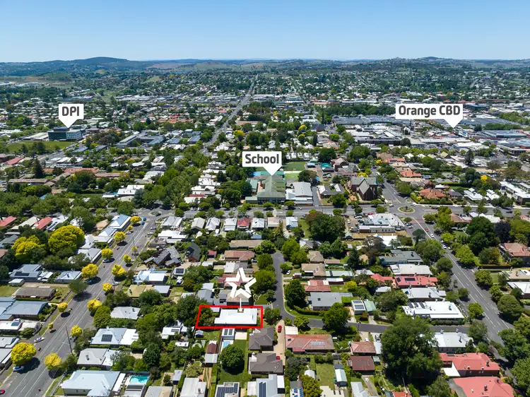 Third view of Homely house listing, 2 Cadogan Cres, Orange NSW 2800