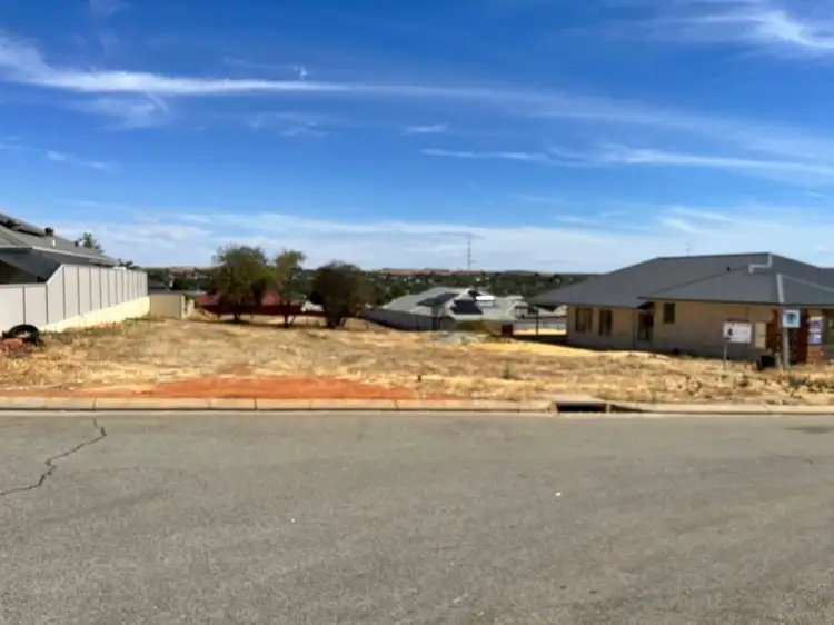 29 Golf Crescent, Northam WA 6401