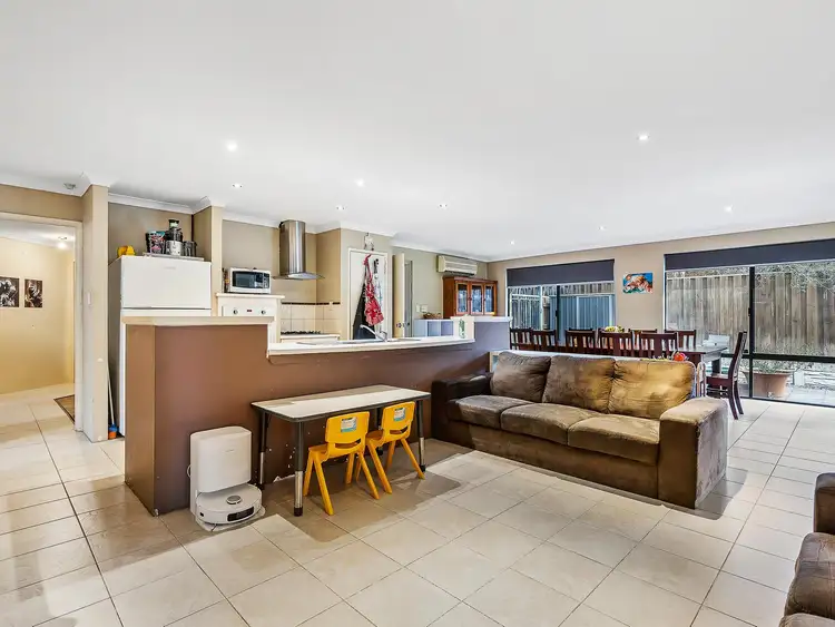 Fourth view of Homely house listing, 2 Gladman Pass, Ellenbrook WA 6069